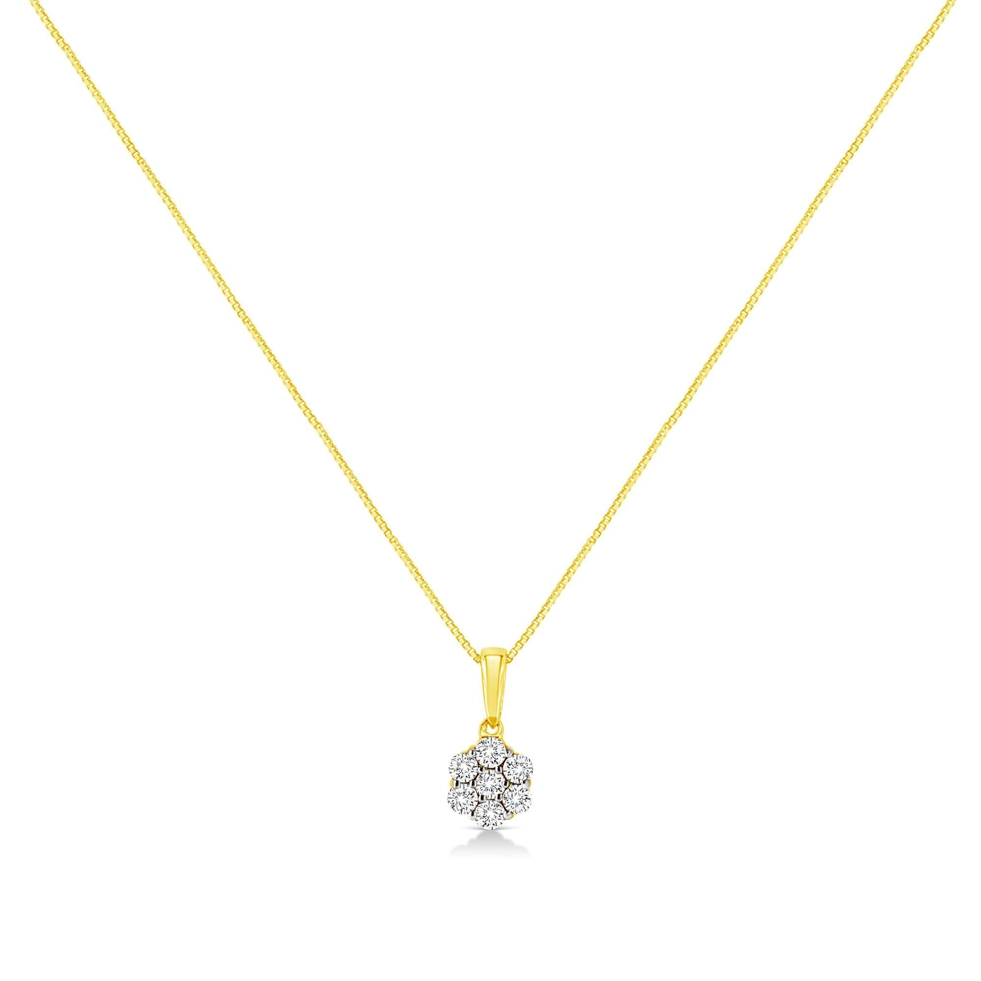 14K Yellow Gold 1/4 Cttw Prong Set Round-Cut Diamond 7 Stone Floral